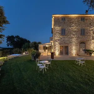 Relais Maria Cristina , Chianni Italia